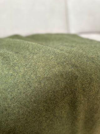 Noble Wilde Poncho/Cape aus Merino Possum Avoka Grün