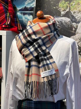 Klassischer Lammwollschal Thomson Camel Tartan