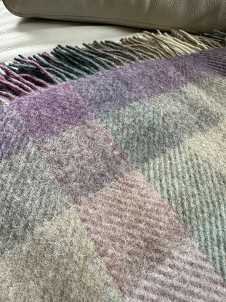 Wolldecke Regenbogen Woodale Heather Herringbone